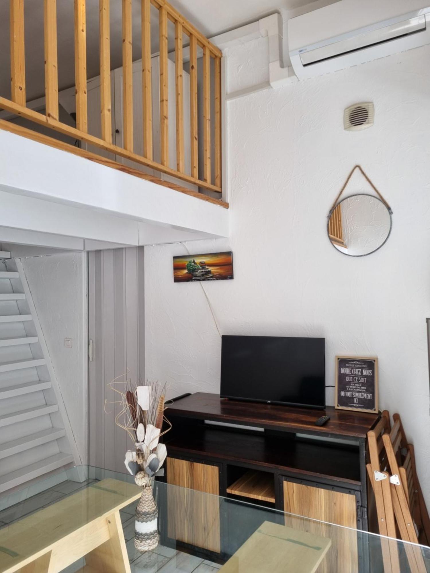 Loft Studio Avec Mezzanine, Limitrophe Monaco Roccabruna Esterno foto